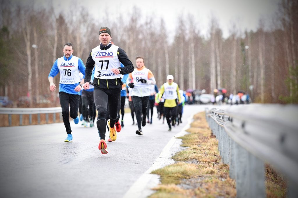 Muutama sekunti lähdön jälkeen.