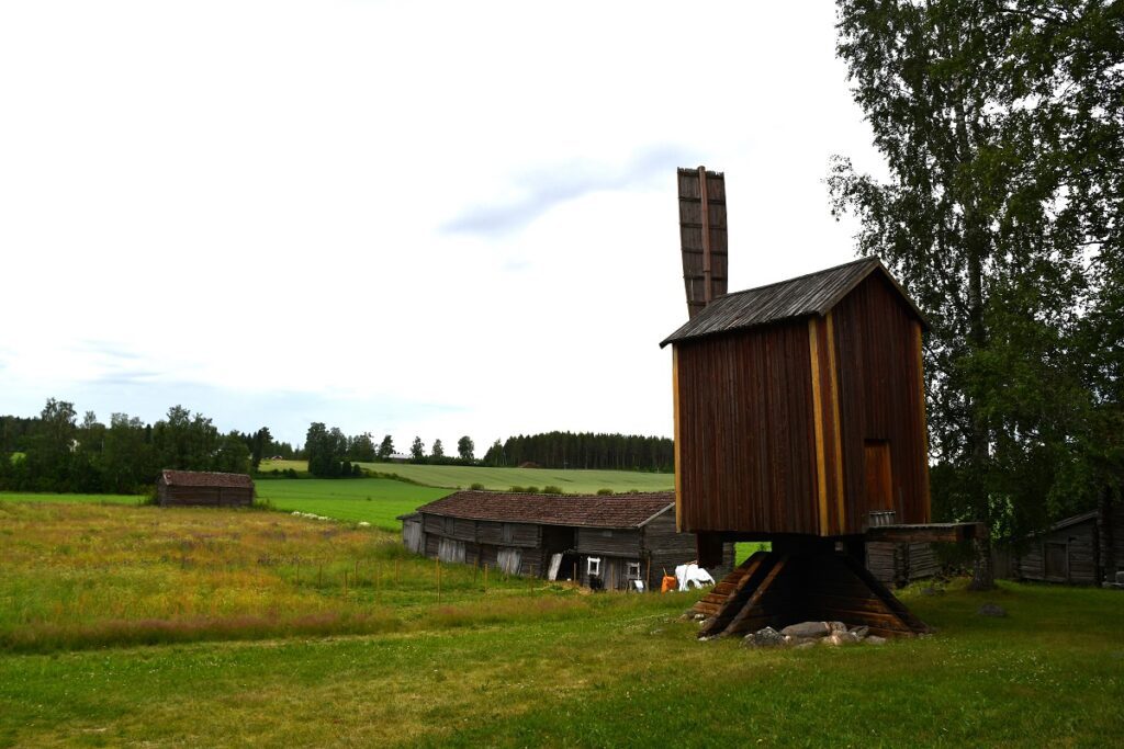 KUNTA avustaa toimintansa lopettaneen Väinö Tuomaalan museosäätiön tilanteen selvittämisessä ja mahdollisessa säätiön purkamisessa.