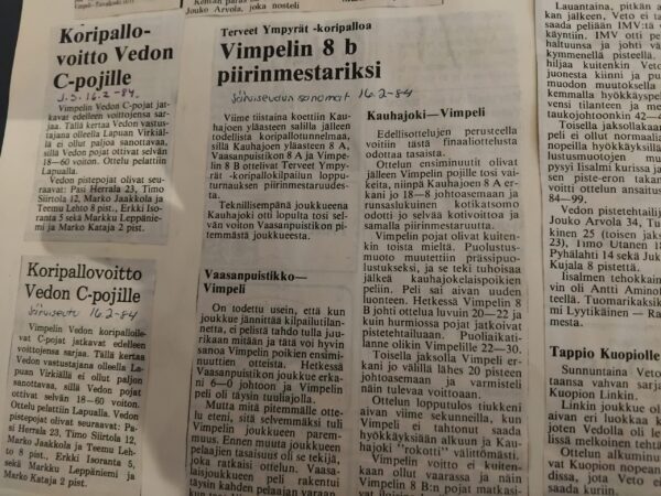 Järviseudun Sanomat uutisoi Vimpelin poikien koripallomenestyksestä 1984.