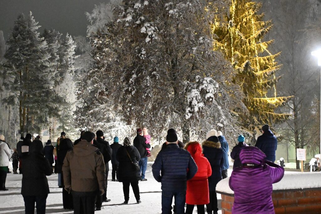 Evijärvellä itsenäisyyspäivää vietetään juhlallisesti, tuttuun tapaan. Arkistokuva.