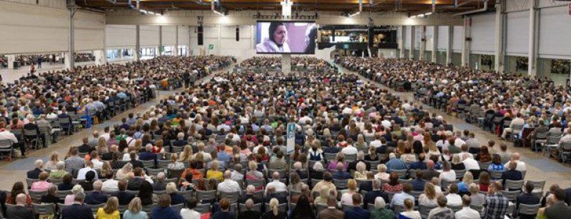 Jehovan todistajien suurkonventti järjestettiin Helsingissä. Kuva: Heikki Haarala.